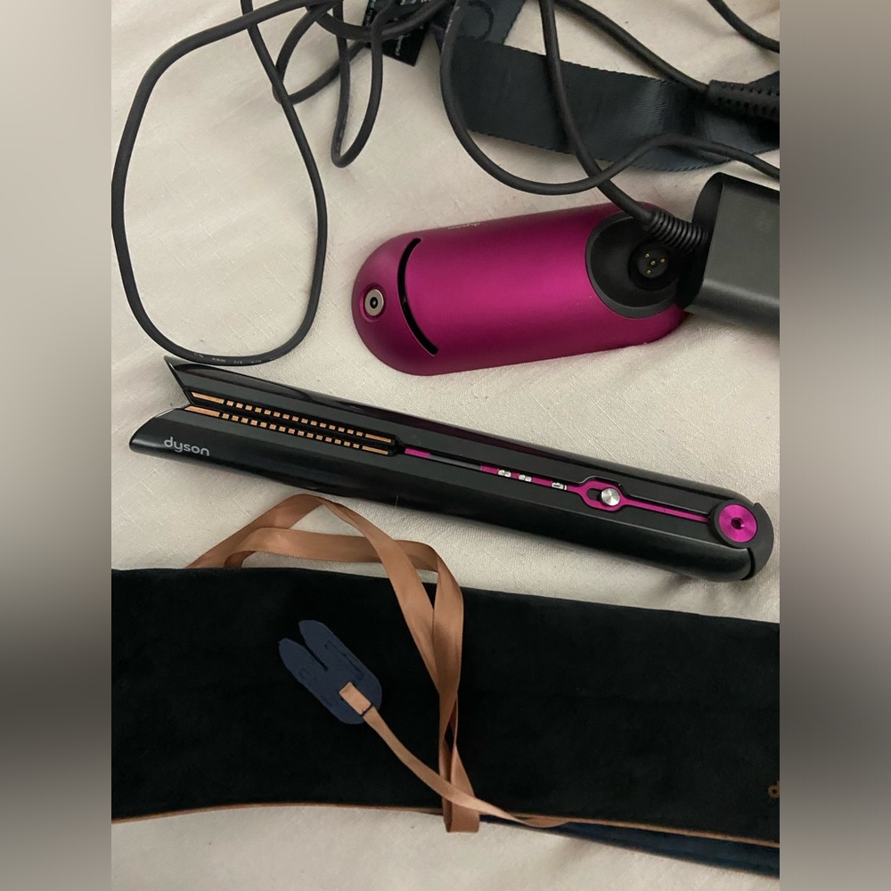 Dyson Coralle Hair Straightener